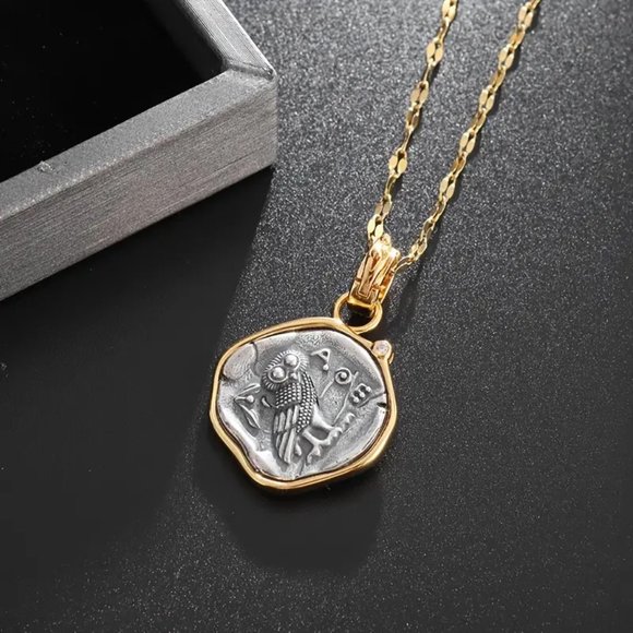 NWOT* ALEXANDER THE GREAT AND ATHENA OWL FAUX ANTIQUITY COIN NECKLACE 15 - Picture 2 of 4